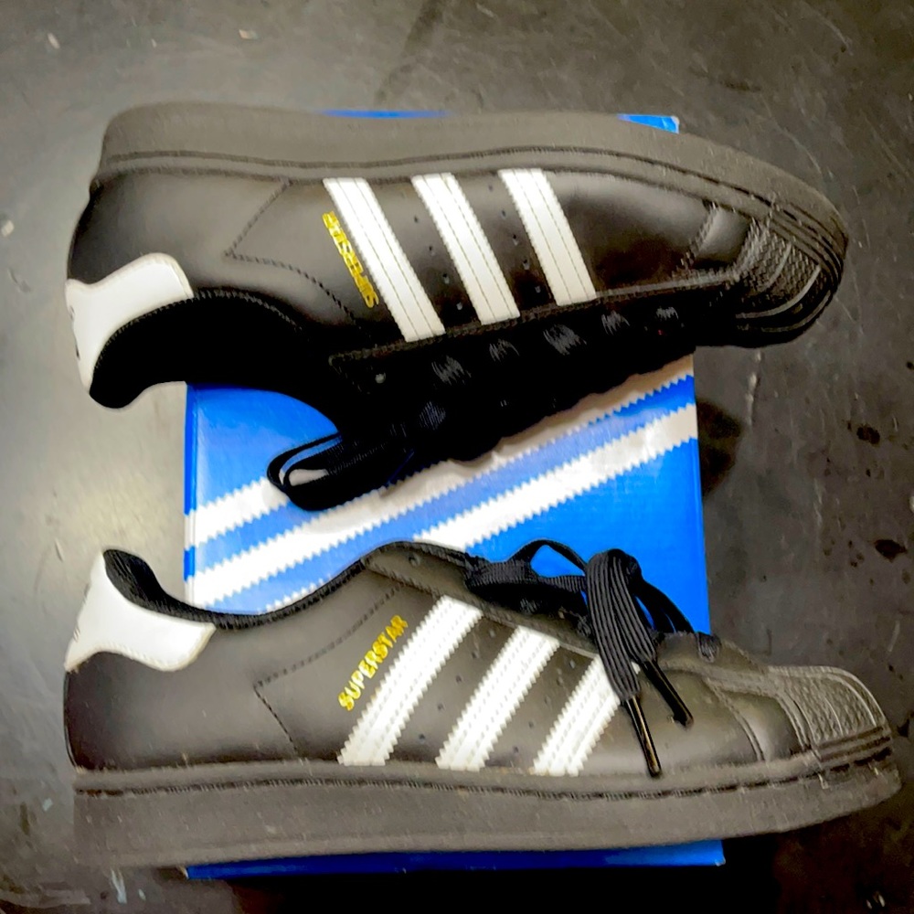 Adidas superstar J black and white size 6